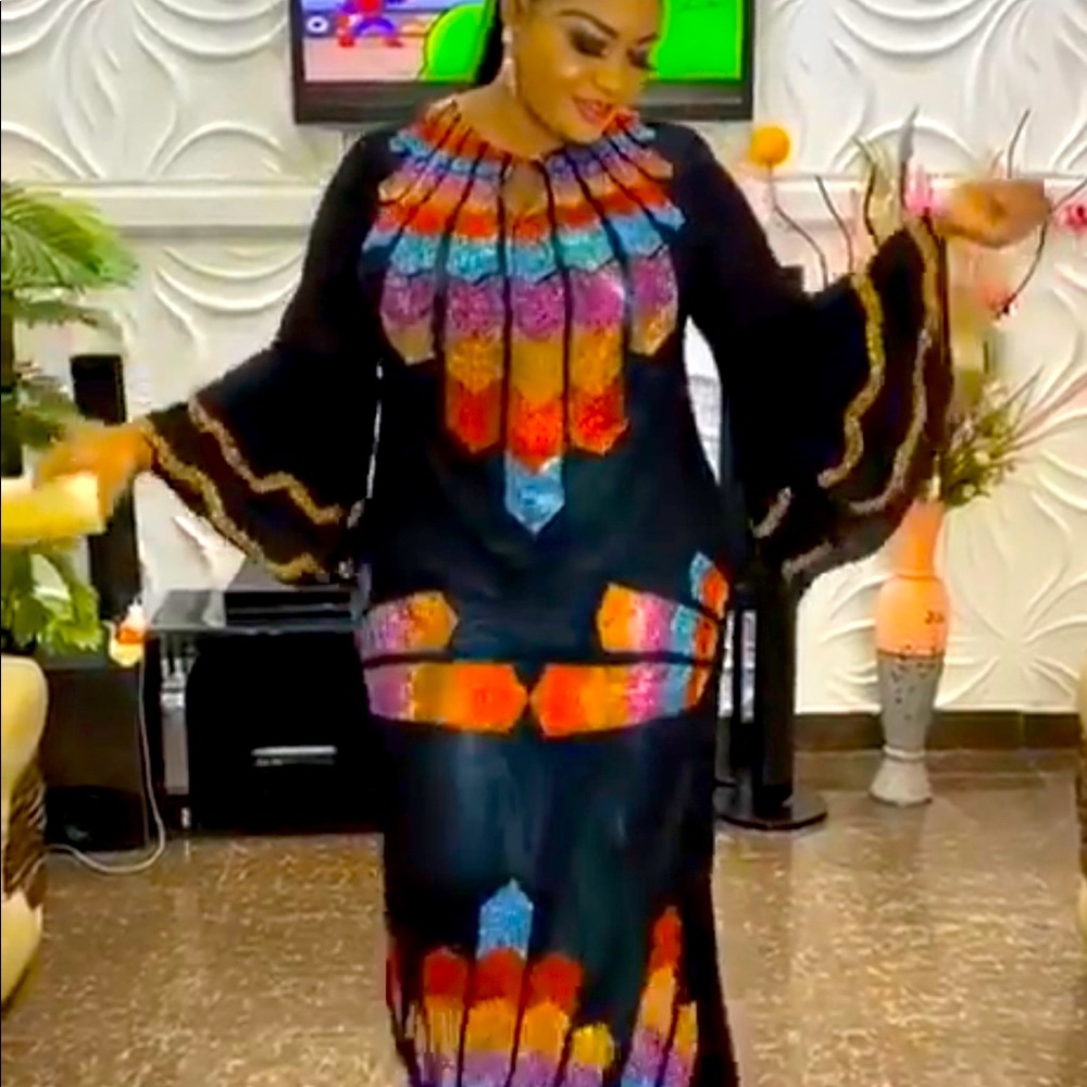 Beautiful Close Fit Dress W Custom Embroidery